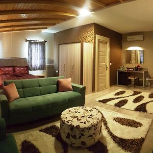Lina Suite Hotel